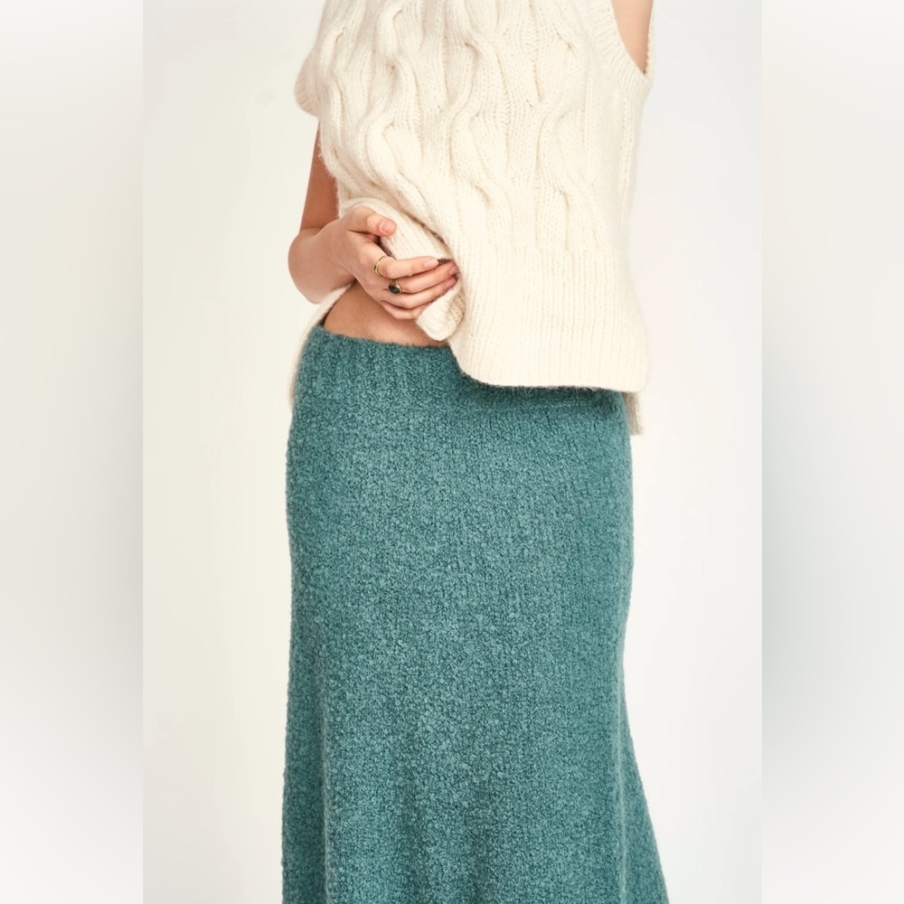 Mirth ESTES BOUCLE SKIRT IN SPRUCE sz L - Picture 2 of 11